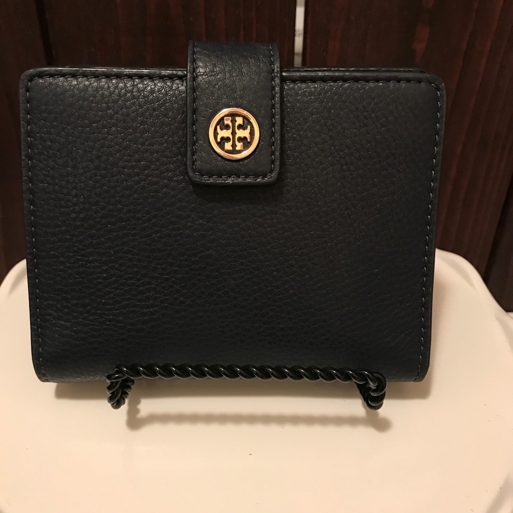 AUTHENTIC Tory Burch Passport Wallet - Navy