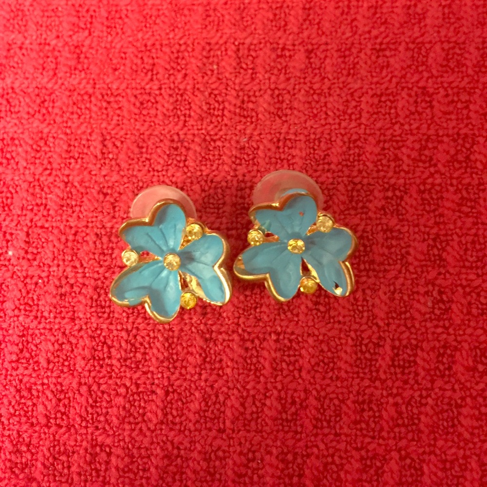 Blue flower earrings