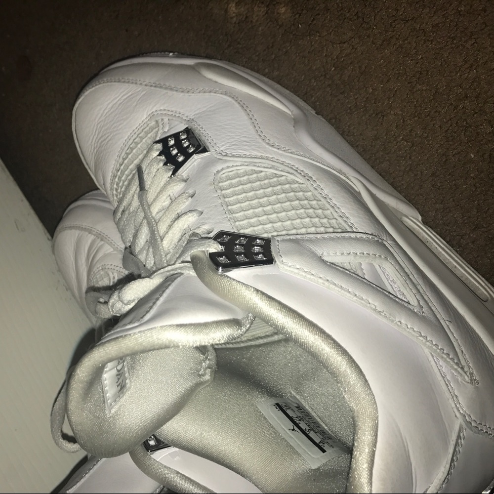 Retro 4's