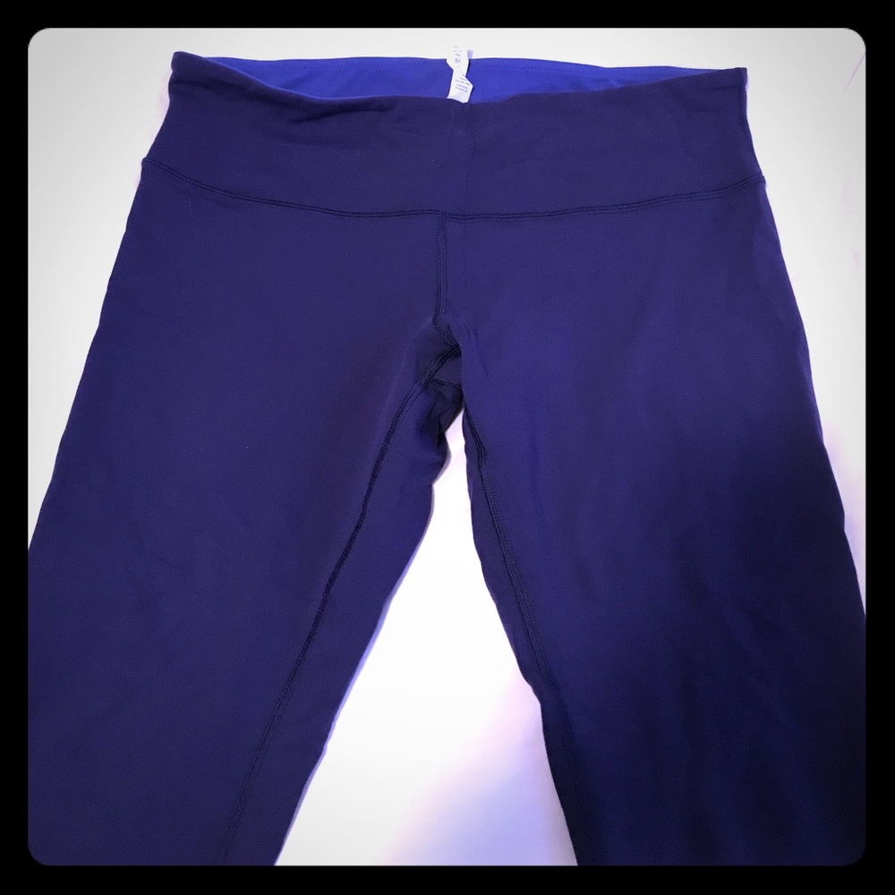 Lululemon cropped pants