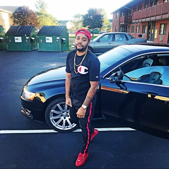 Meet your Posher, Reginald - Picture 4 of 6