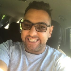 Meet your Posher, Jonathan