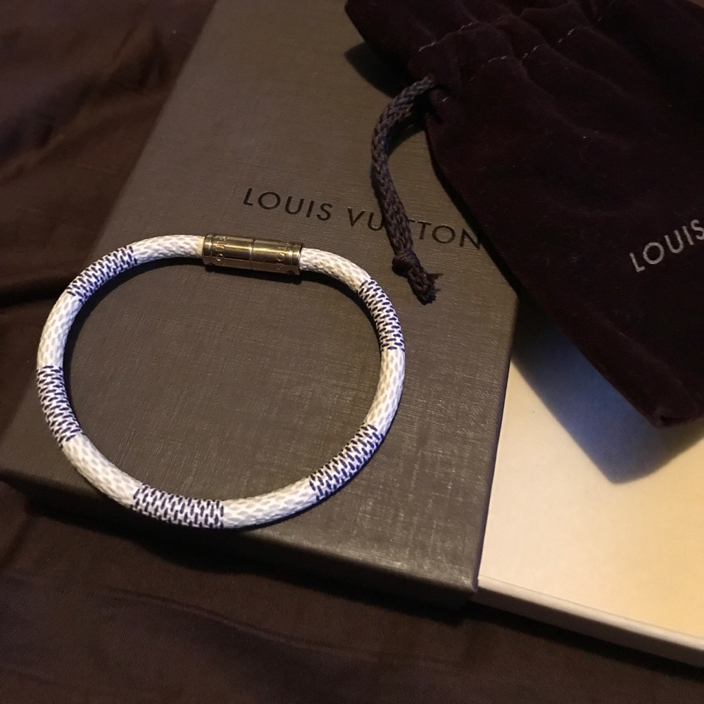 Louis Vuitton Demi bracelet AUTHENTIC