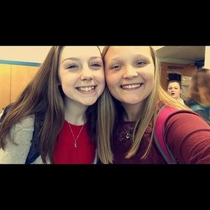 Meet your Posher, Emily