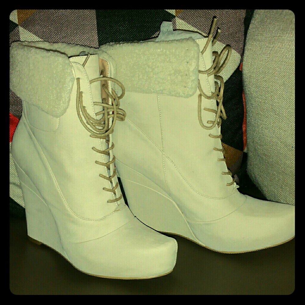 RARE!! Rachel Roy Wedge Boots SERIOUS INTREST!!