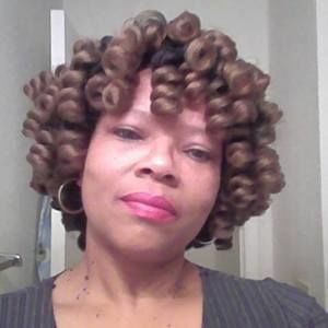 Meet your Posher, Ellen