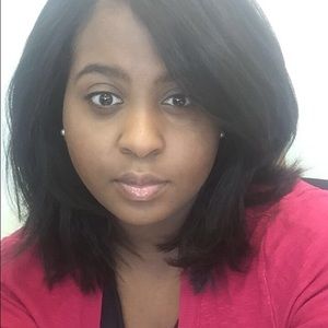 Meet your Posher, Jasmin