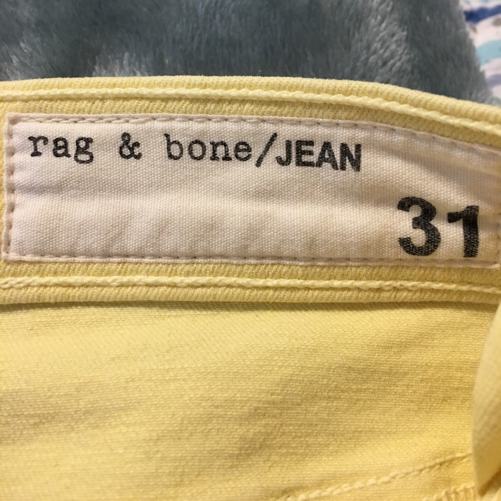 Skinny Rag and Bone yellow jeans size 31!