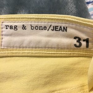 Skinny Rag and Bone yellow jeans size 31!