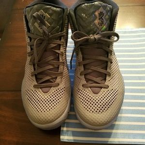 Kyrie 1 all-star size 13