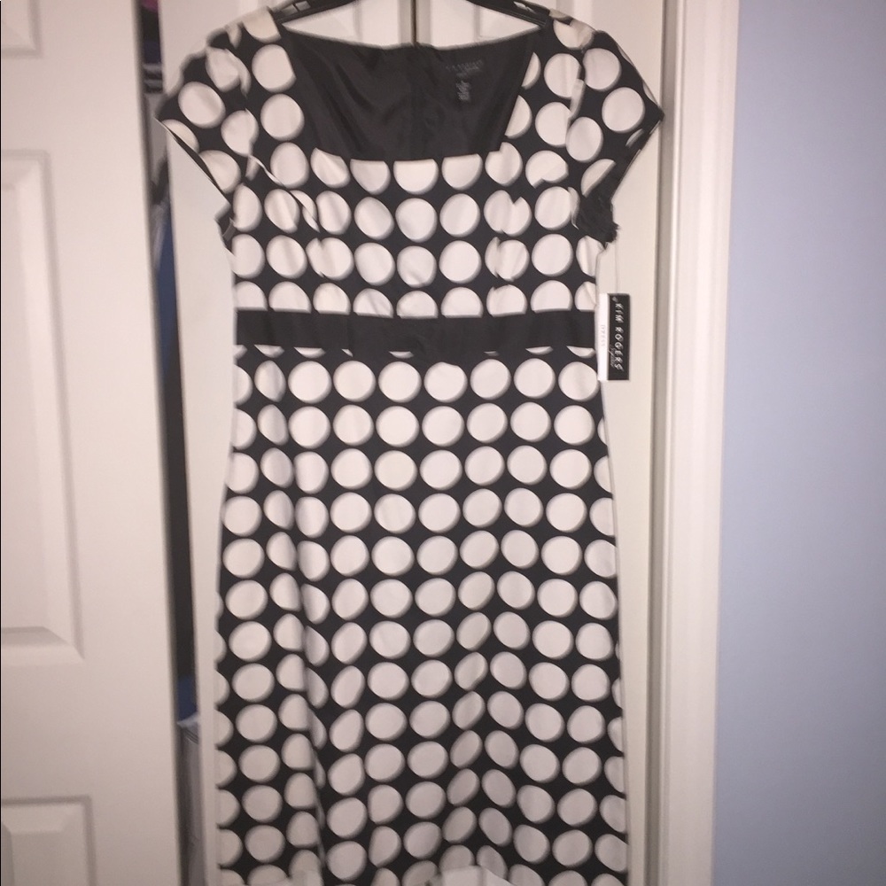 NWT black and cream dress