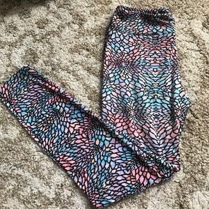 Mermaid scales/ Watercolor Dahlia Lularoe leggings