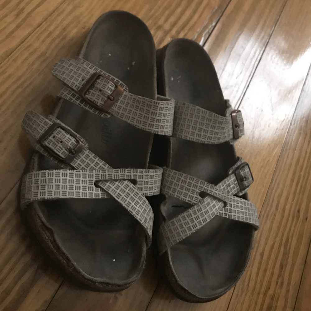 Women's Birkenstocks size 9!