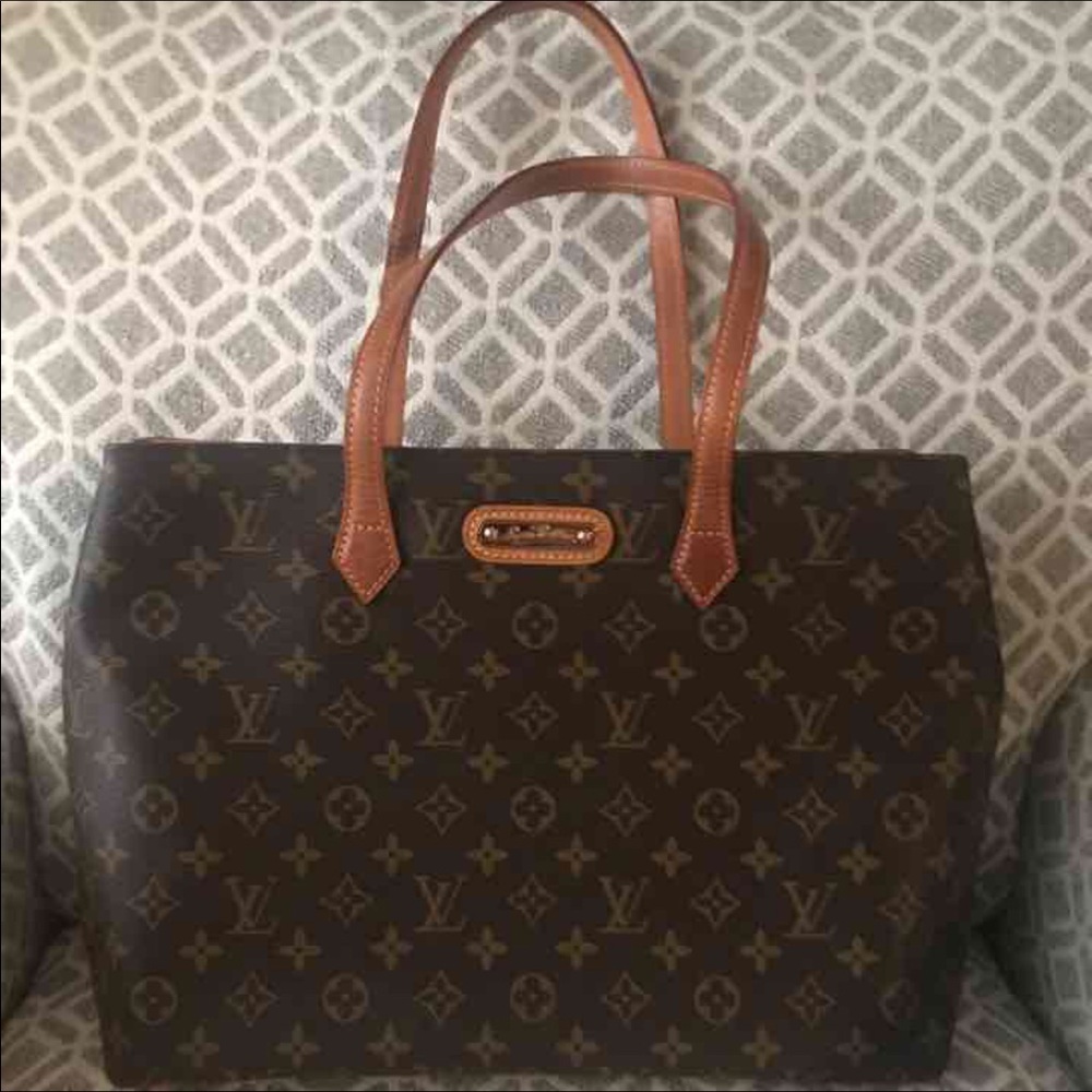 *SOLD*Louis Vuitton Wilshire MM  Tote