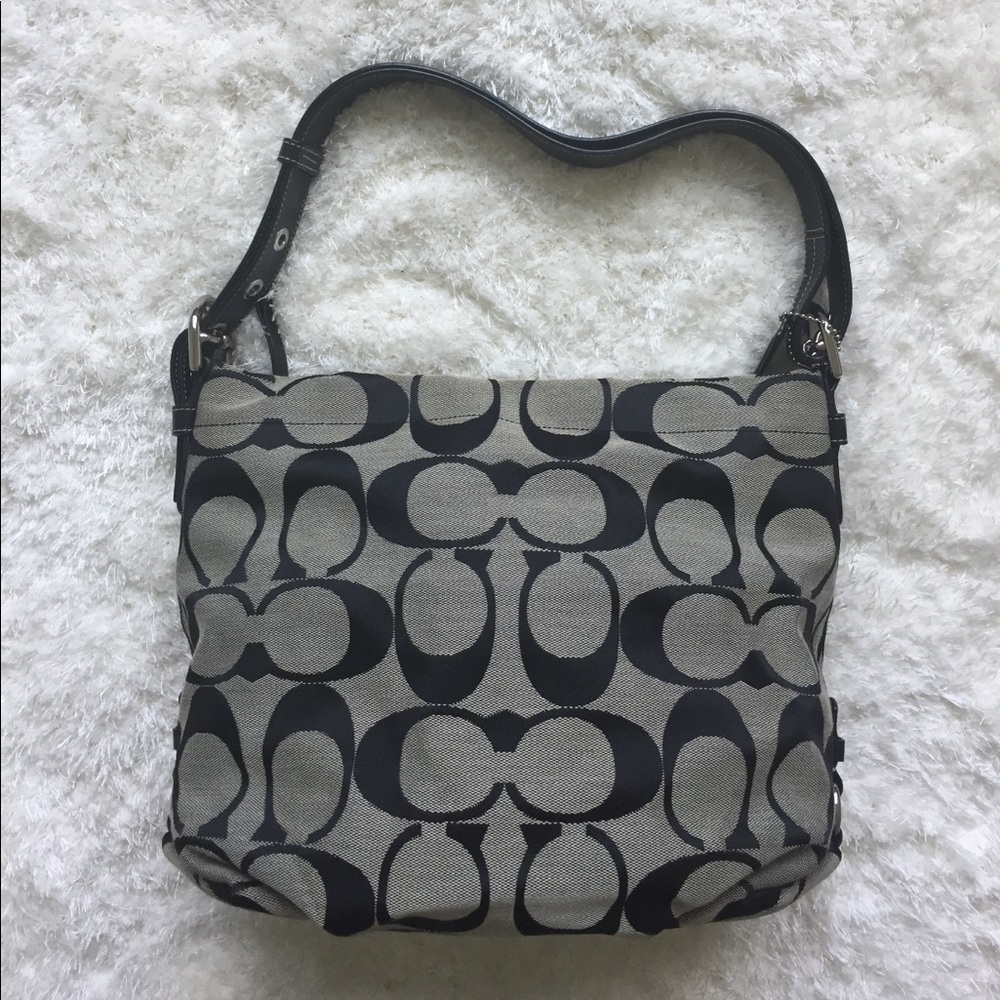 Authentic Coach Handbag 👜