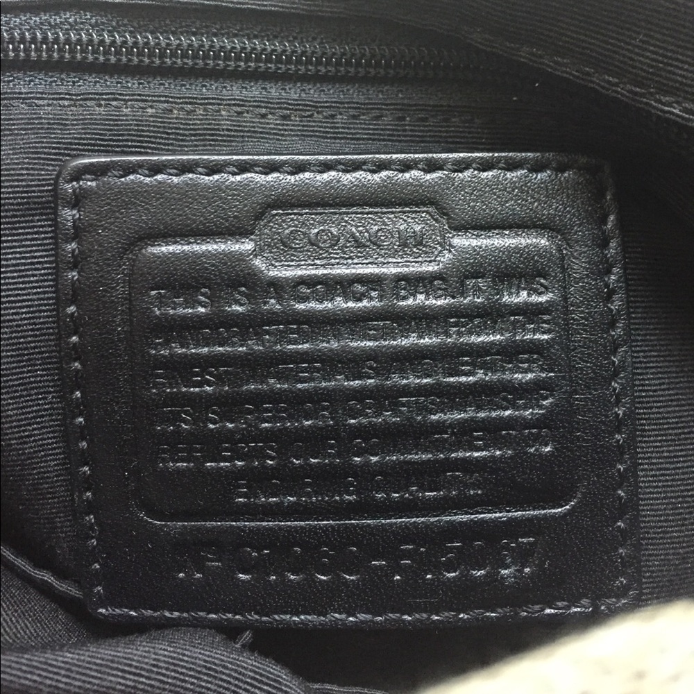 Authentic Coach Handbag 👜 - Picture 3 of 7