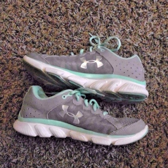 Under Armour Shoes - WILL TAKE ANY OFFER Under Armour Running Shoe 7