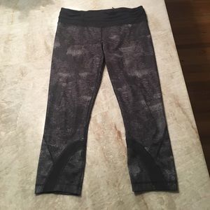 Lululemon snakeskin leggings