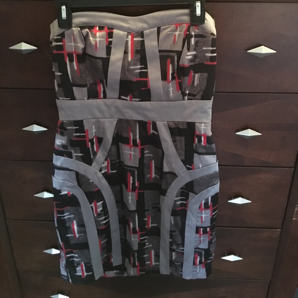 Sleeveless dress