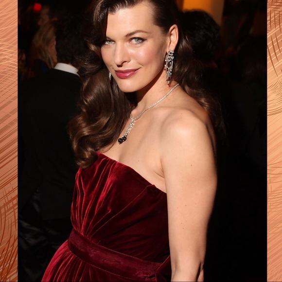 Stunning, Prada Vintage Red Carpet NWT Gown - Picture 4 of 7