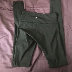 Lululemon wonder under pants size 2