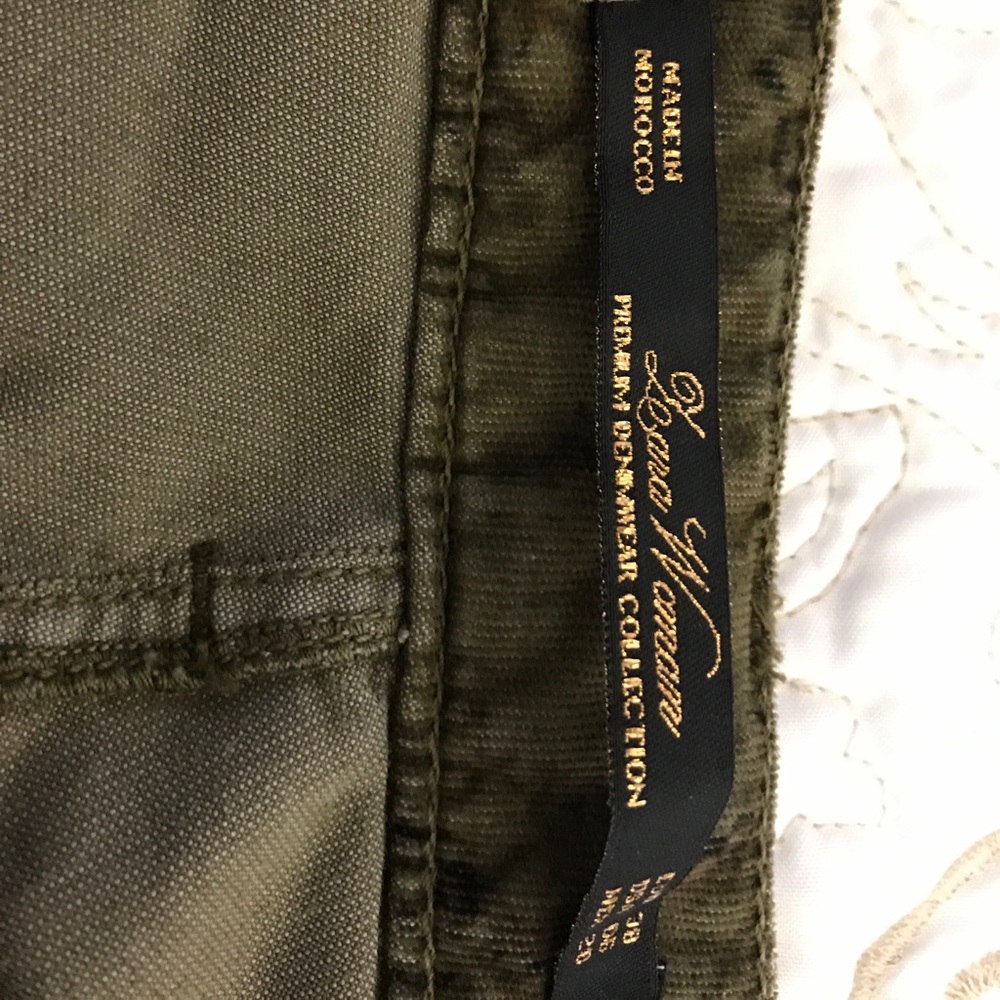 Leara Woman Premium Denim collection Chic jeans