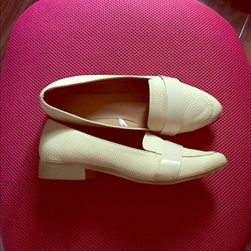 cream shoes