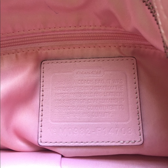 Authentic Coach Shoulder Bag - Picture 5 of 11