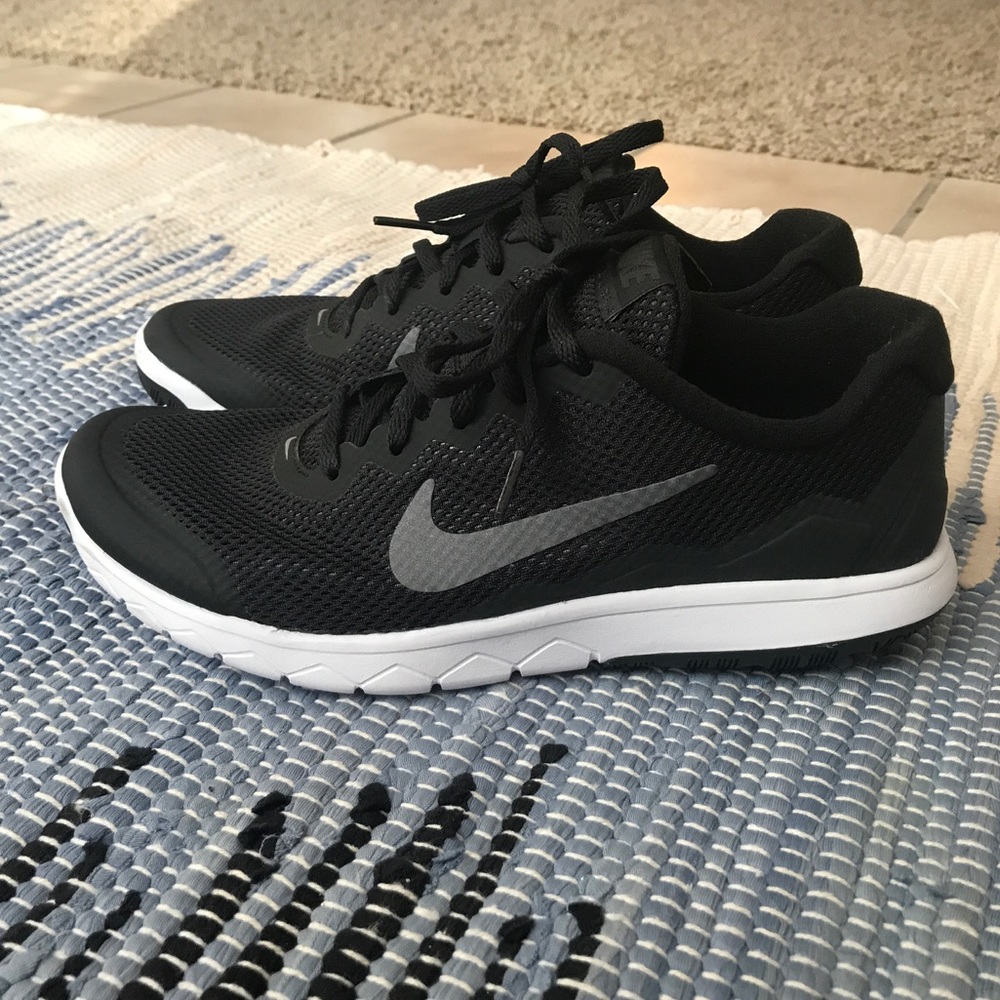 Nike Flex Experience RN 4