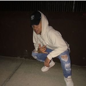 Meet your Posher, Max