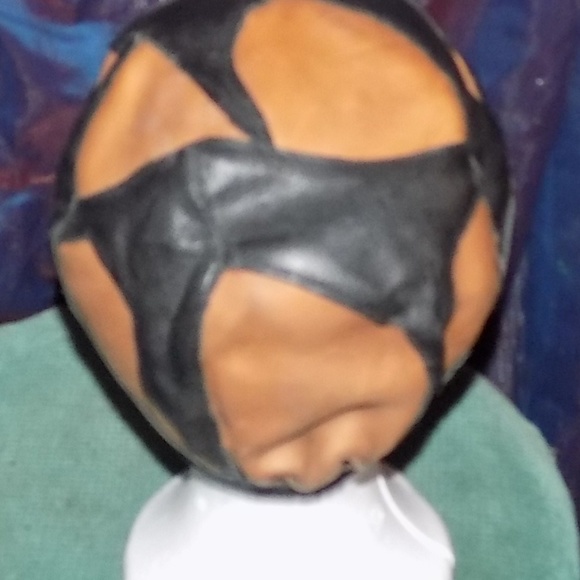 Leather-Baseball-Cap - Picture 8 of 8