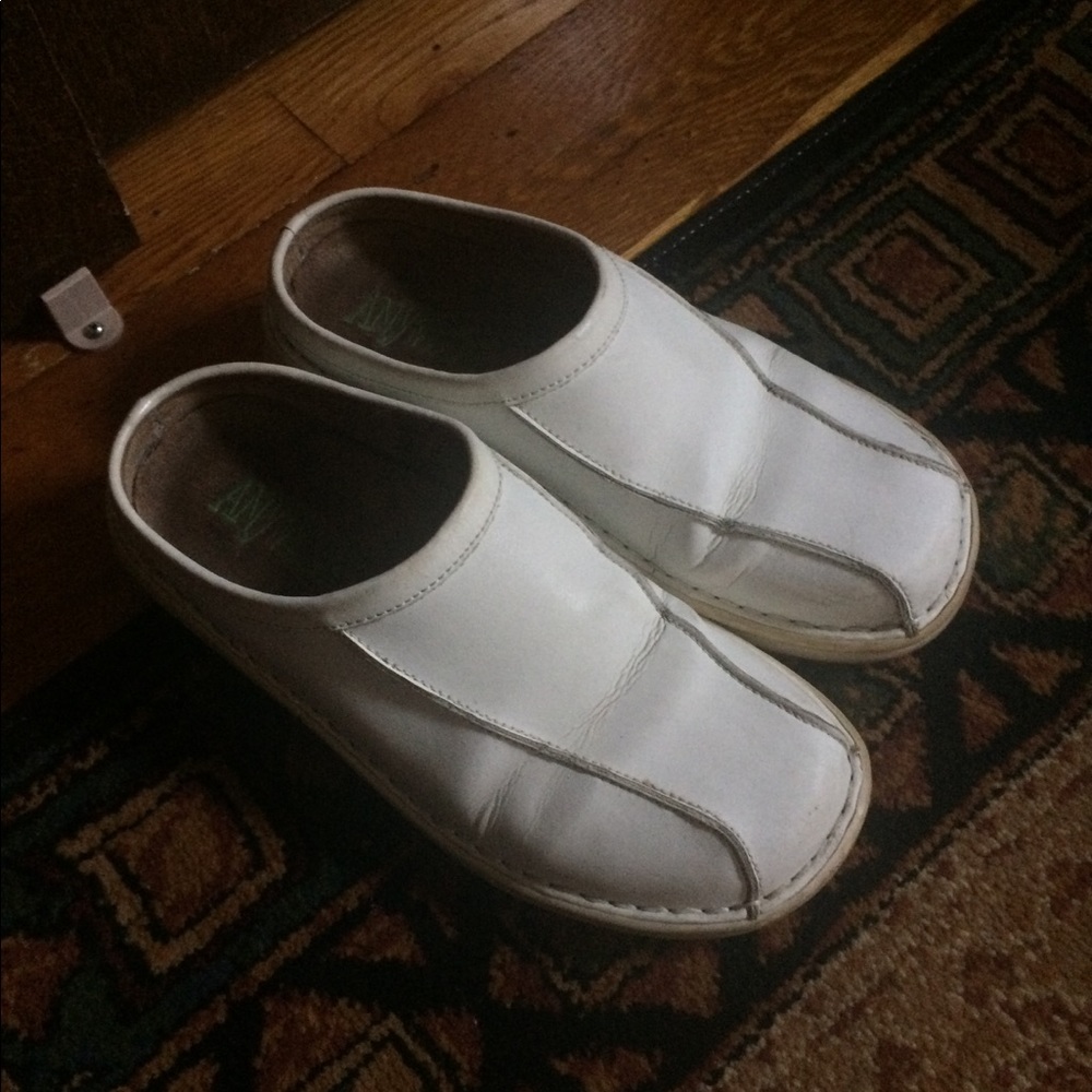 Women's white slip on nurse shoe