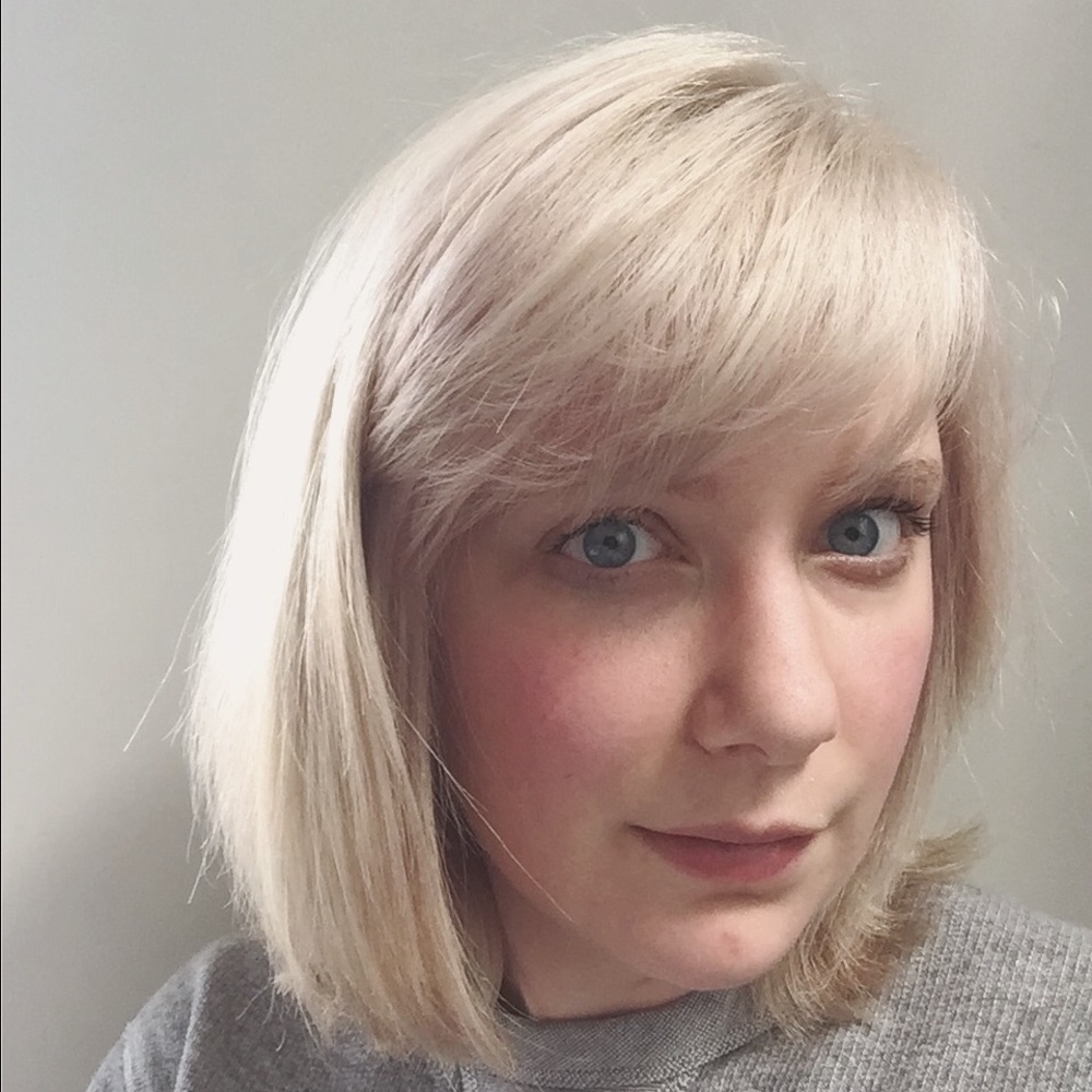 Meet your Posher, Emma