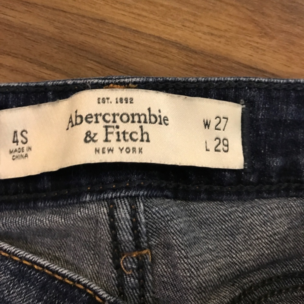 Abercrombie Skinny Jeans - Picture 2 of 3