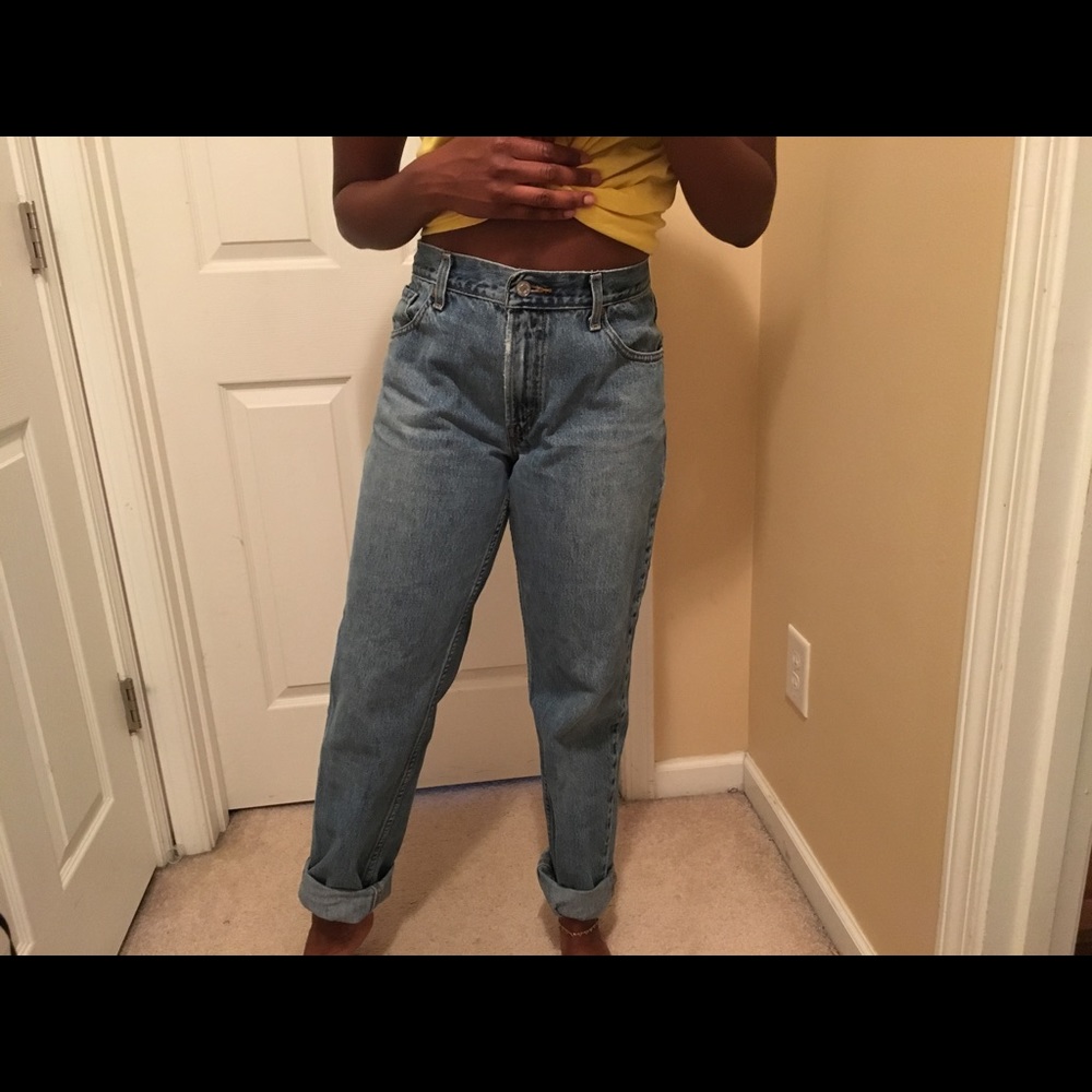 LEVI BOYFRIEND JEANS 💕