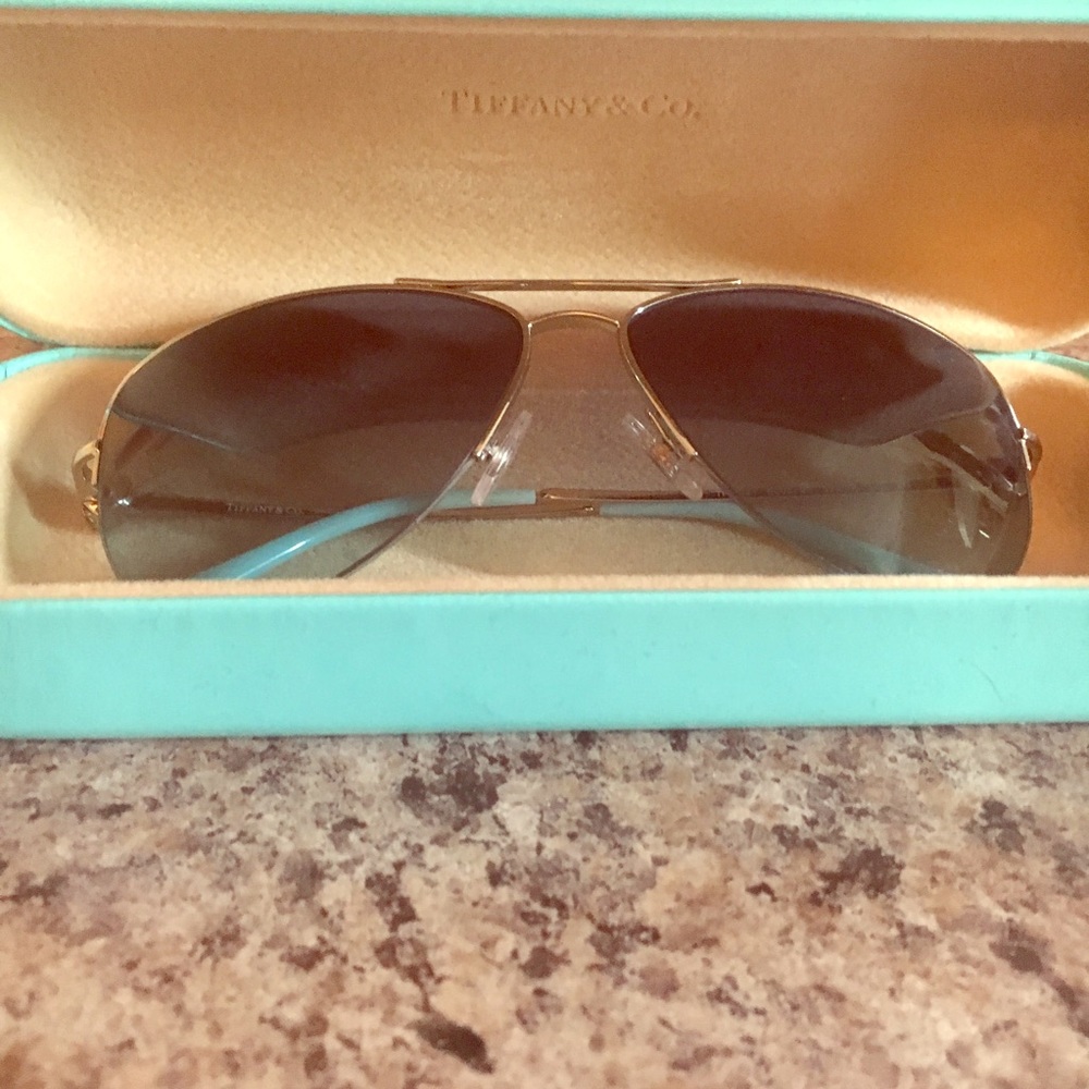 NEW LOW PRICE Tiffany aviator sunglasses