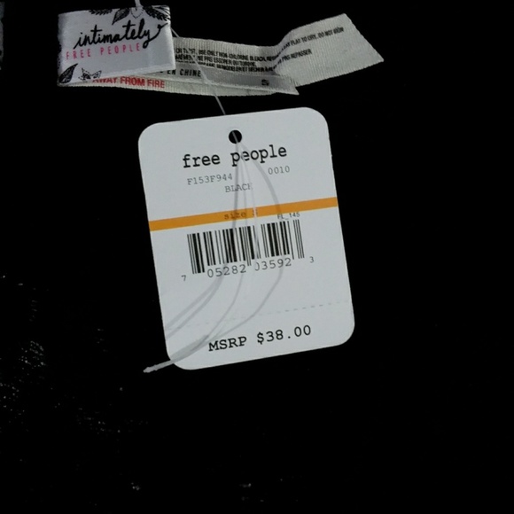 Intimately Free People Black Lace Bra Crop Top NWT - Picture 6 of 8