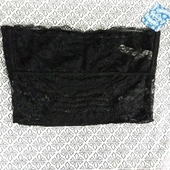 Intimately Free People Black Lace Bra Crop Top NWT - Picture 3 of 8