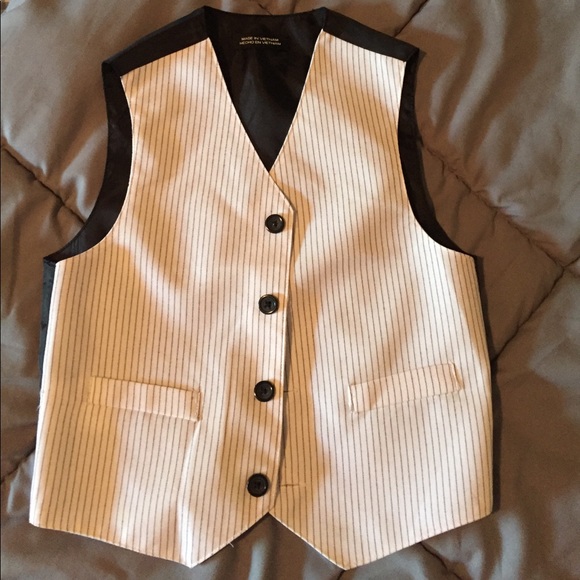 White pinstripe dressy vest. 4T - Picture 1 of 3
