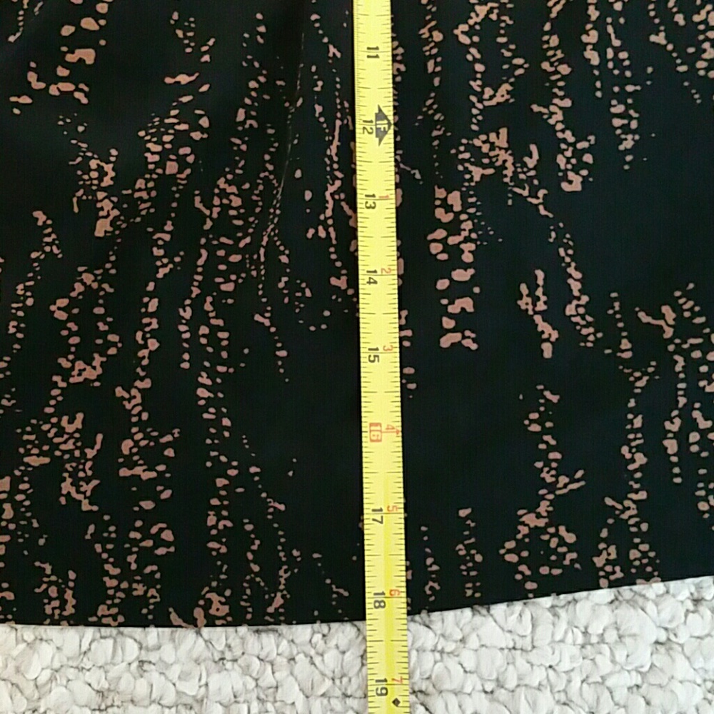 DONATED!GAP NEW WITH TAGS!! Black and brown skirt! - Picture 7 of 8