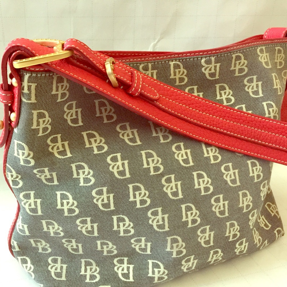 🎈Dooney & Bourke🎈