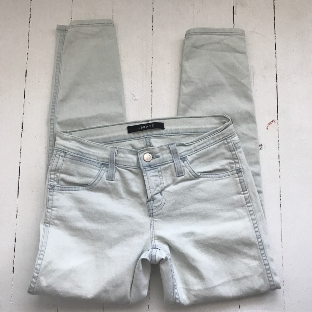 JBrand cropped light wash skinny jeans