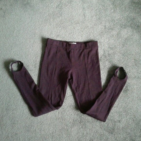 Romeo & Juliet Couture Pants - Romeo & Juliet Couture stirrup leggings sz M