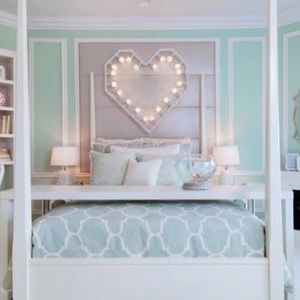 Meet your Posher, Kara