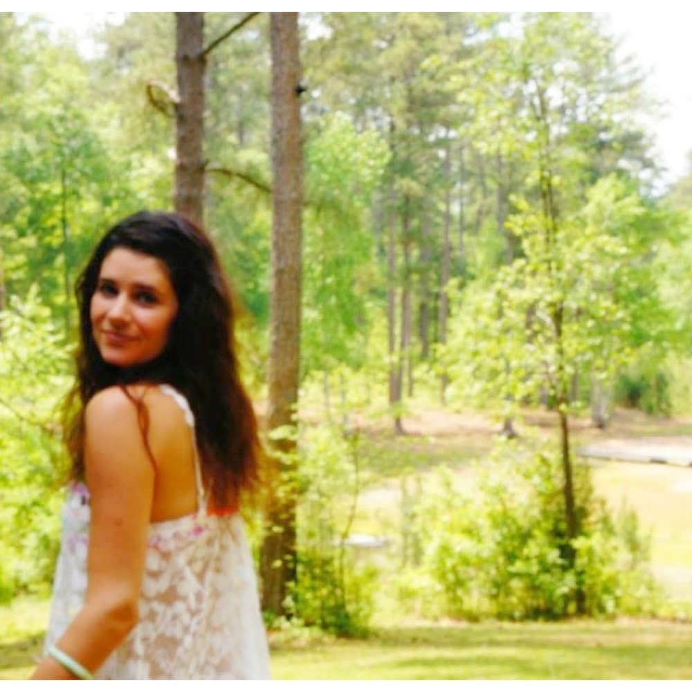 Meet your Posher, Alexandra