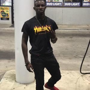 Meet your Posher, Troy