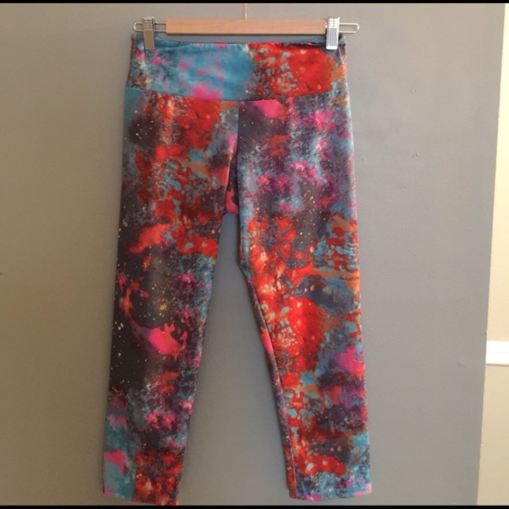 Onzie galaxy leggings and matching sports bra