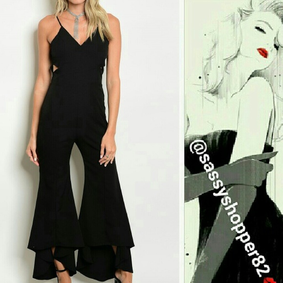 SASSY BLACK BELL BOTTOM JUMPSUIT💋 LAST 1💋 - Picture 2 of 3