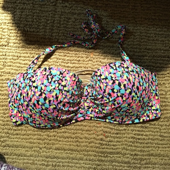 Bikini top - Picture 1 of 3