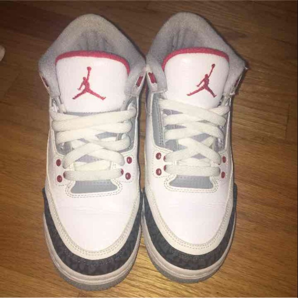 Jordan 3's